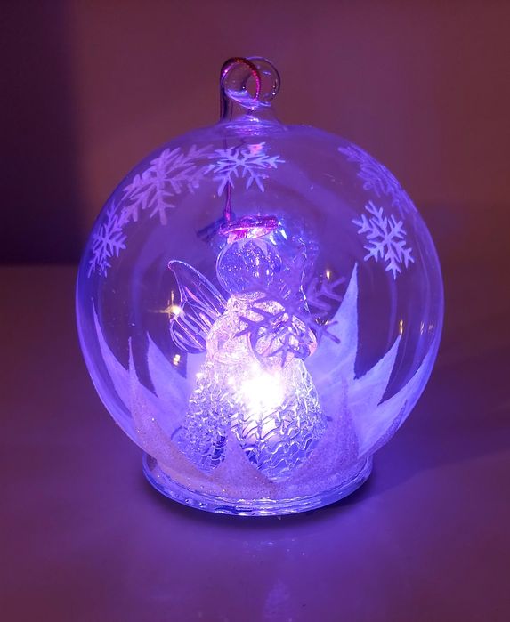 Szklana bombka świecąca