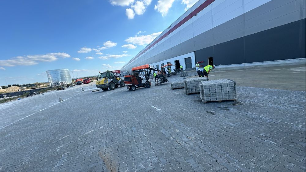 Maszynowe Układanie Kostki Brukowej / System 3D / Cala Polska