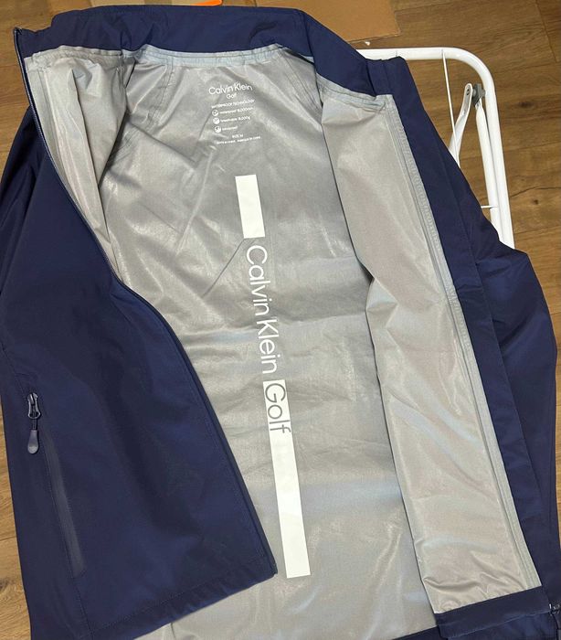 Куртка/Вітровка Calvin Klein