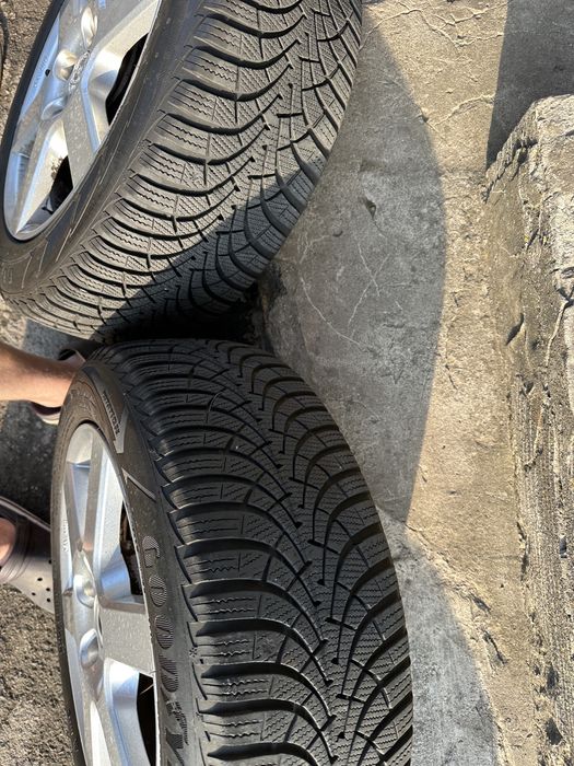 Легкосплавні диски з  шинами Goodyear 205 55 16, Renault Nissan,Mazda