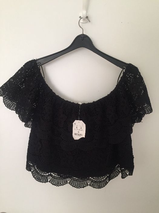 Roupa Feminina (blusas e vestido)