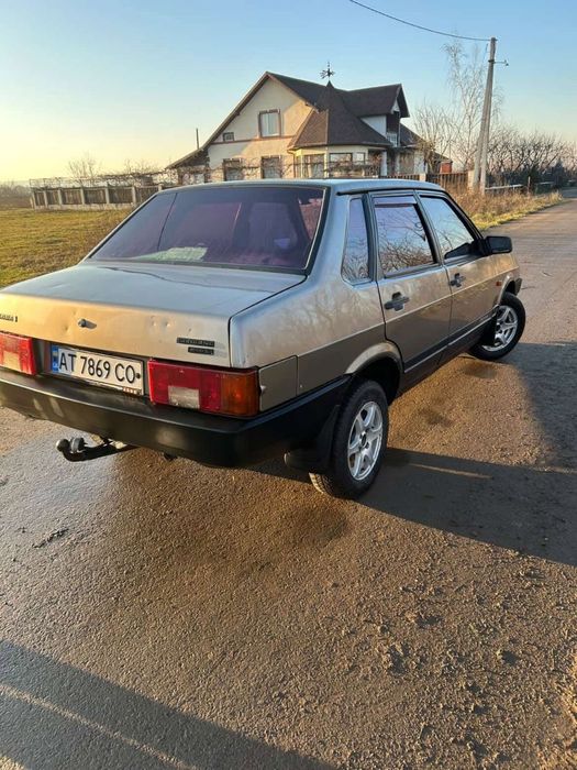 Lada 21099 2002 року