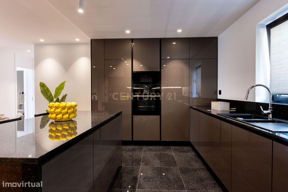 Apartamento T2 Funchal  - Escolha certa entre viver ou investir!