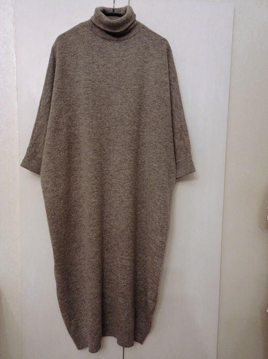 Плаття вовняне cos