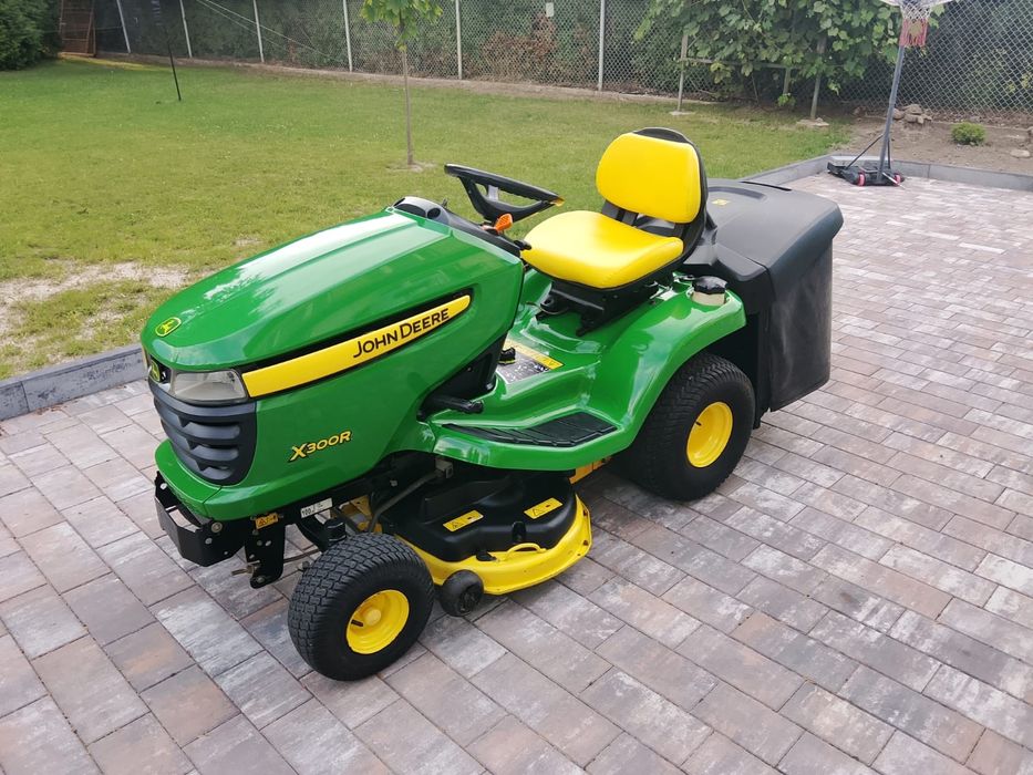 Traktorek kosiarka John Deere x300r