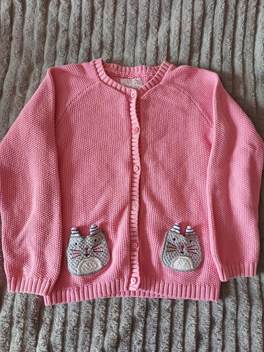 Sprzedam różowy sweterek zapinany , r. 4 L