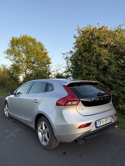 Volvo v40 D3 2.0 diesel, salon Polska