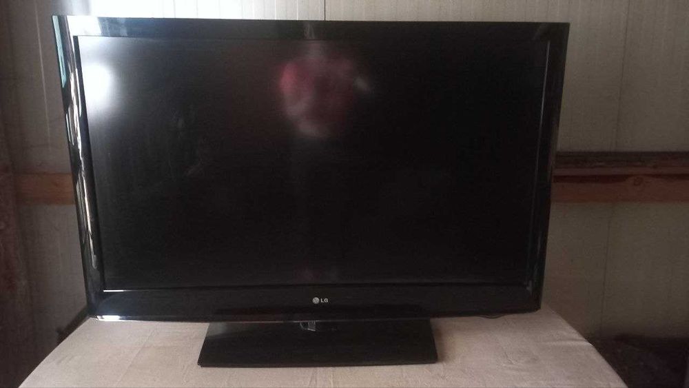 TV LG FHD de 47 polegadas/120 cm