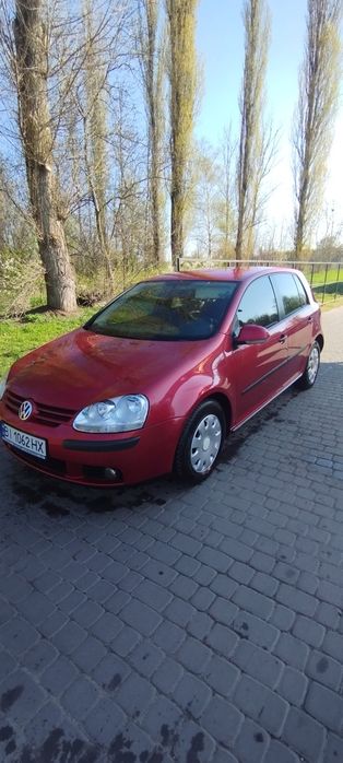 Volkswagen Golf V 1.6 mpi