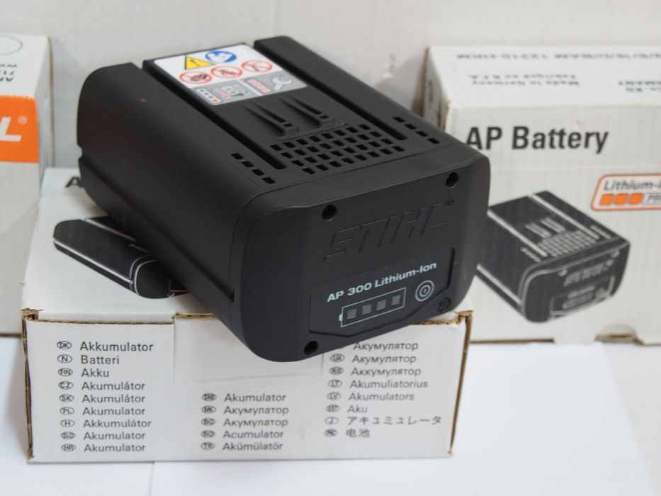 Akumulator STIHL AP 300 bateria pilarka kosa pila kosiarka 36v 6ah