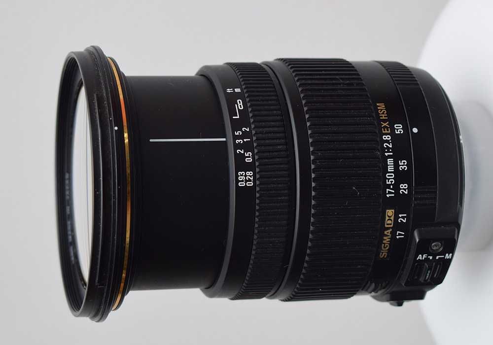 Nikon Sigma 17-50 mm f/2.8 DC EX HSM OS (із стабілізатором)