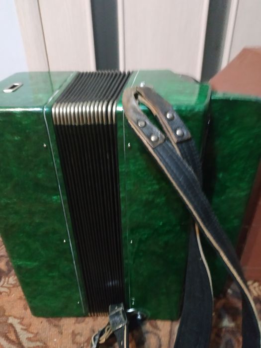 Баян Етюд 205 б/у з чохлом