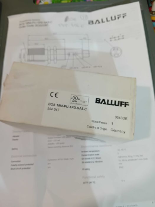 Fotocélula 18mm pnp 24vdc BALLUFF com protecção