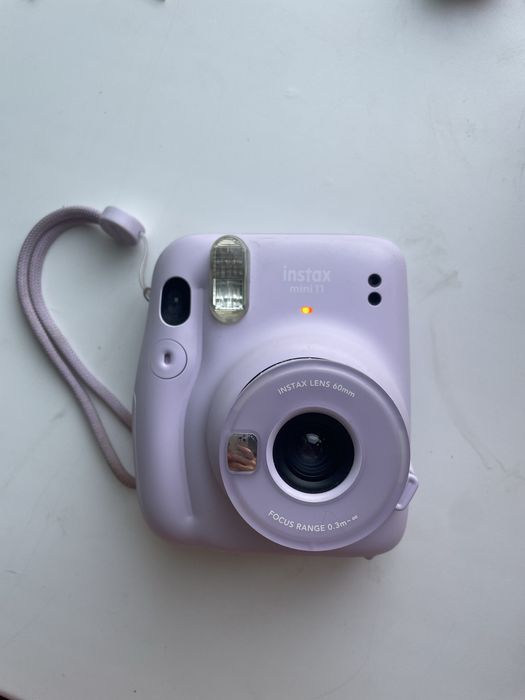 Фотокамера миттєвого друку Fujifilm Instax Mini 11 (Lilac Purple)
