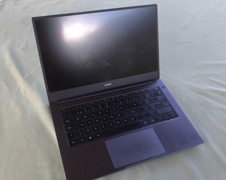 Huawei Matebook D14