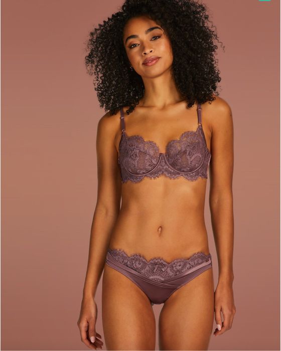 Продам новий бюст hunkemoller , колекція Noir