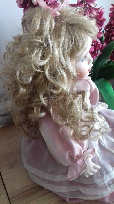 Lalka firmy Leonardo