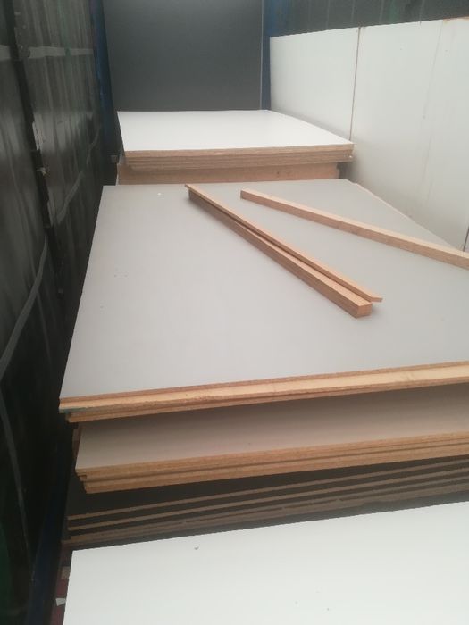 Płyta meblowa płyta wiórowa szalunek podłoga