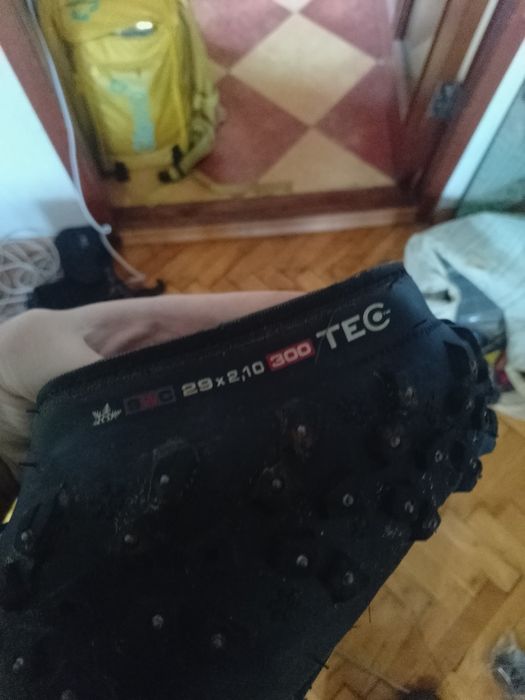 Зимова покришка 29x2.1 Shwalbe