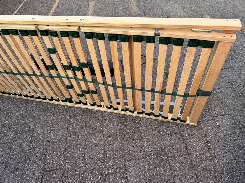 Stelaz do lozka ,’