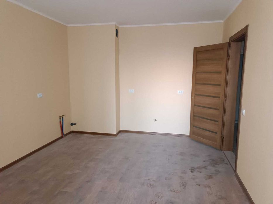 Бомбезна однушка 49 м², кухня 18 м² в ЖК Деснянський! Є-Оселя, Є-ремонт. Без комісії! Автономне опалення. - More