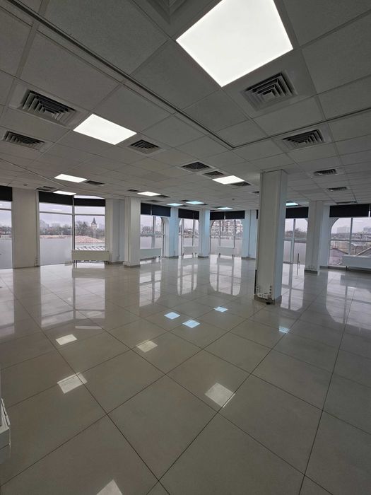 Офис 200кв.м в Центре города   Open Space с панорамным видом.