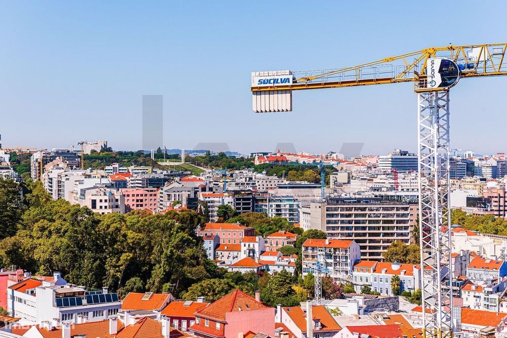 Vista de Ouro no Príncipe Real! Dois quartos e duas casas-de-banho com
