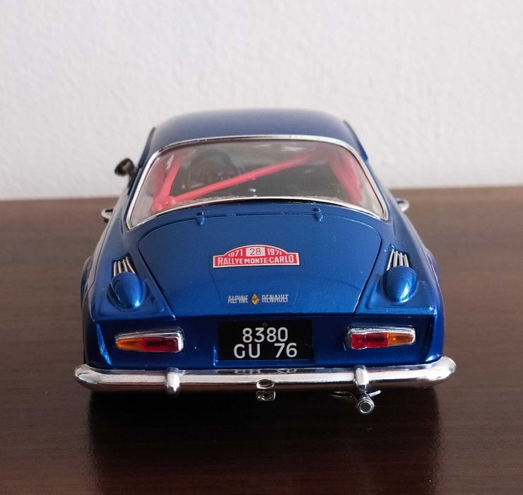 Burago Модель 1:16 Авто Renault Alpine А110 Авторалли Мarrakech 1971