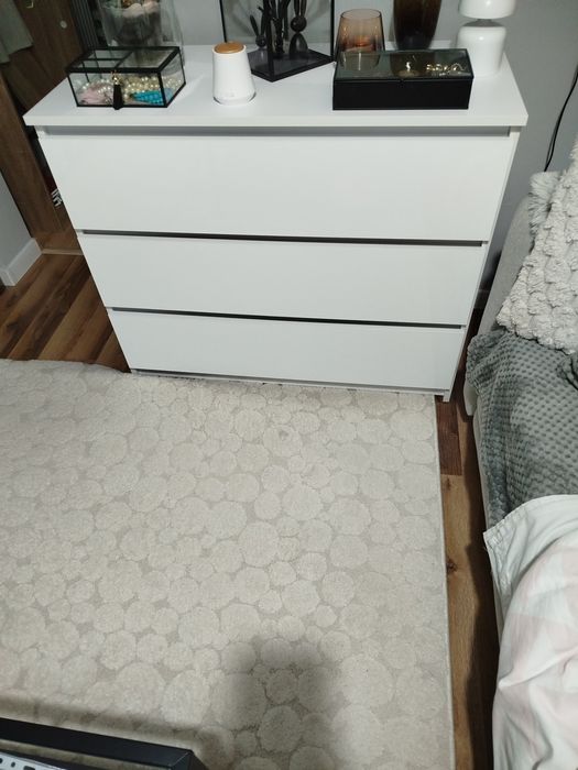 Sprzedam komodę białą