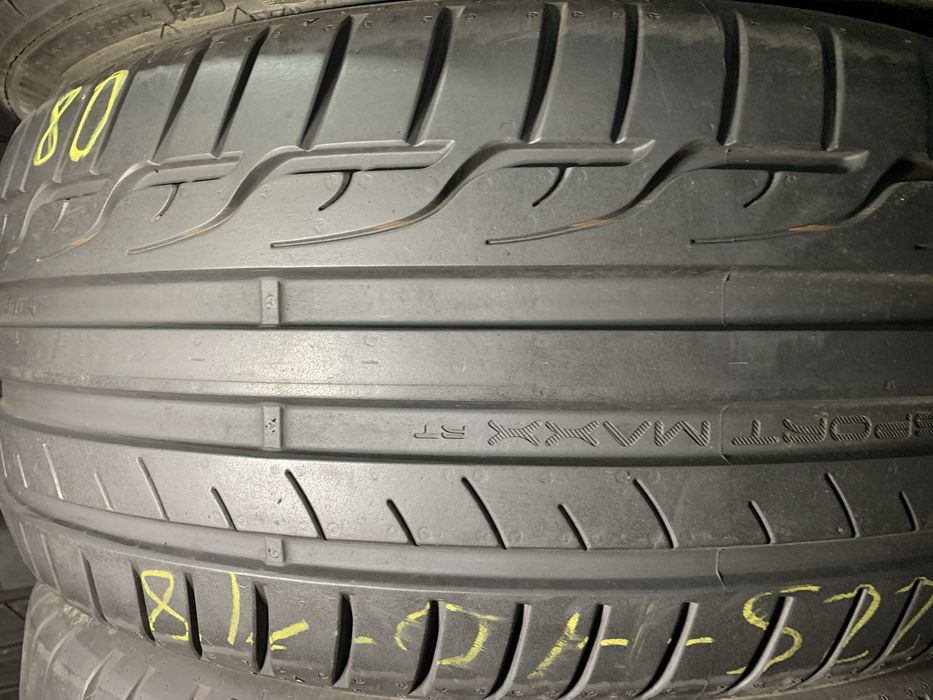 Шины  б/у лето 225/40 18 Dunlop sport maxx RT