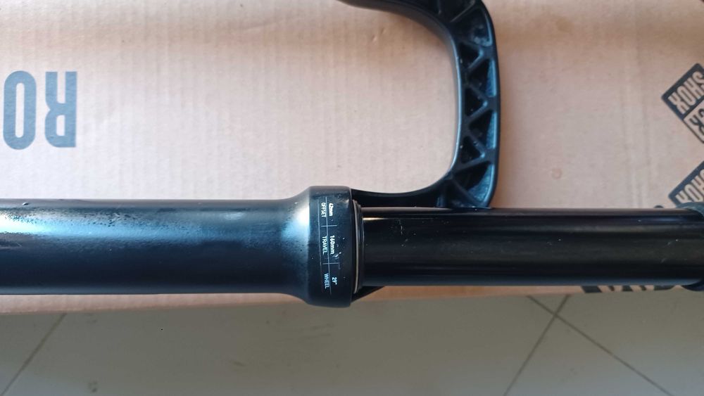 Suspensão Rockshox yari 160mm