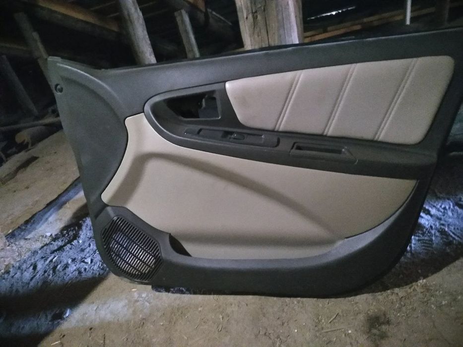 Джилі МК. Карта правої дверцятаи.