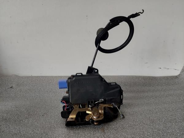 Fechadura / fecho porta trás esquerdo SEAT Leon (1M1)