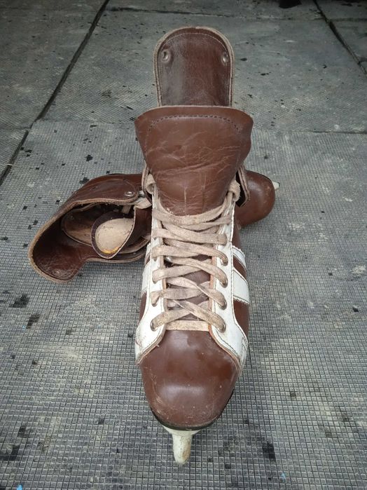 Коньки кожані хокейні