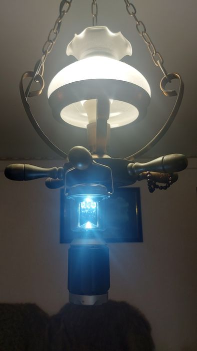 Светодиодный фонарик VARTA