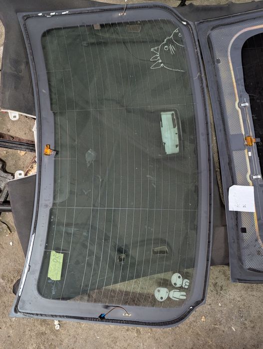 Стекло заднее крышки багажника BMW 3 4 F30 F32 F34 F36
