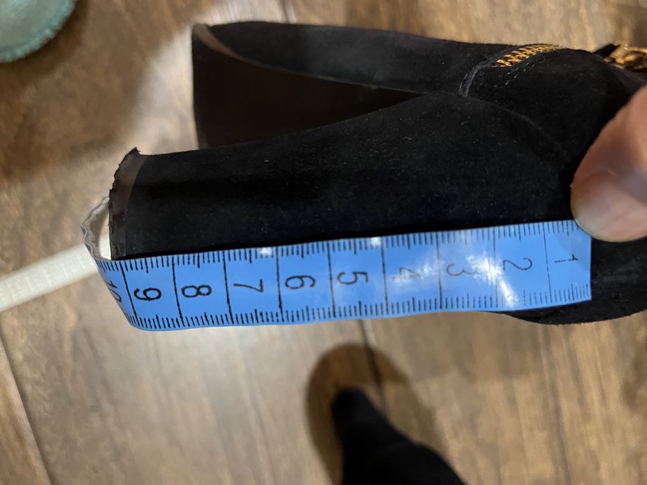 Жіноче взуття.бутільйони , черевички.