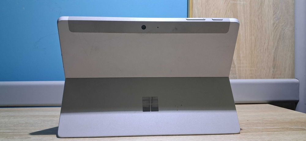 Microsoft surface go
