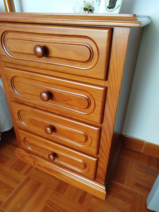 Mesa de cabeceira