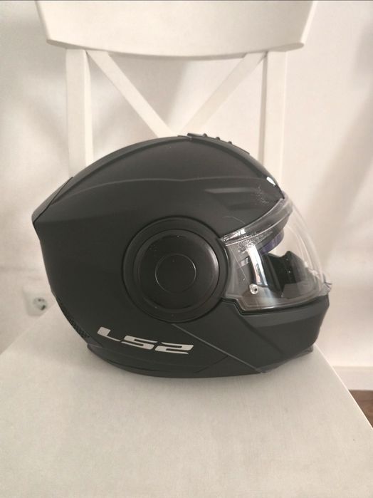 2 Capacetes LS52
