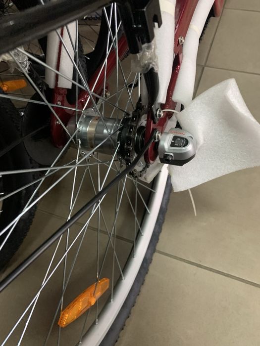 Велосипед   дамский с корзиной