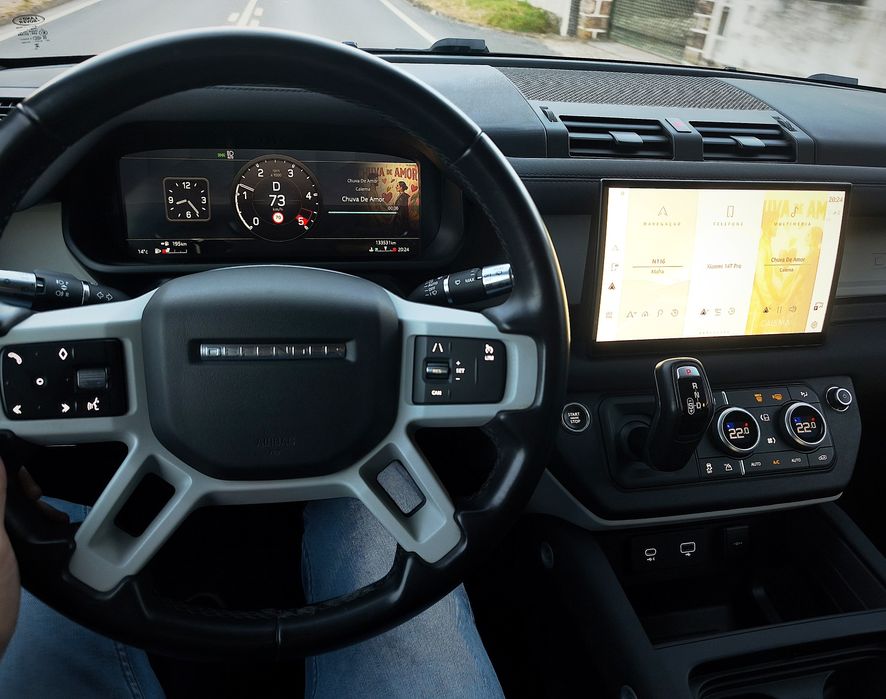Land Rover Defender 3.0