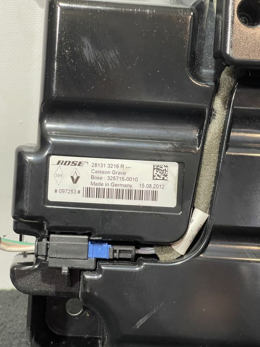 Динамик сабвуфер megane 3 меган 3 281313216R