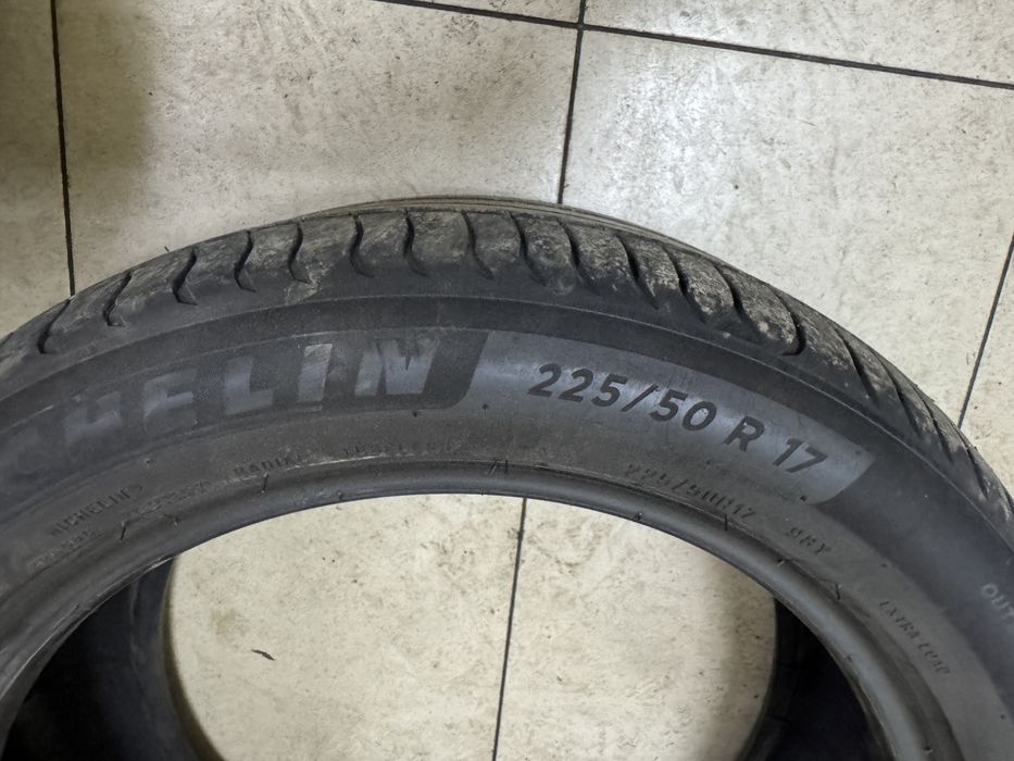 Продам літню шину 3шт. Michelin Primacy 4 225/50 R17 98Y XL