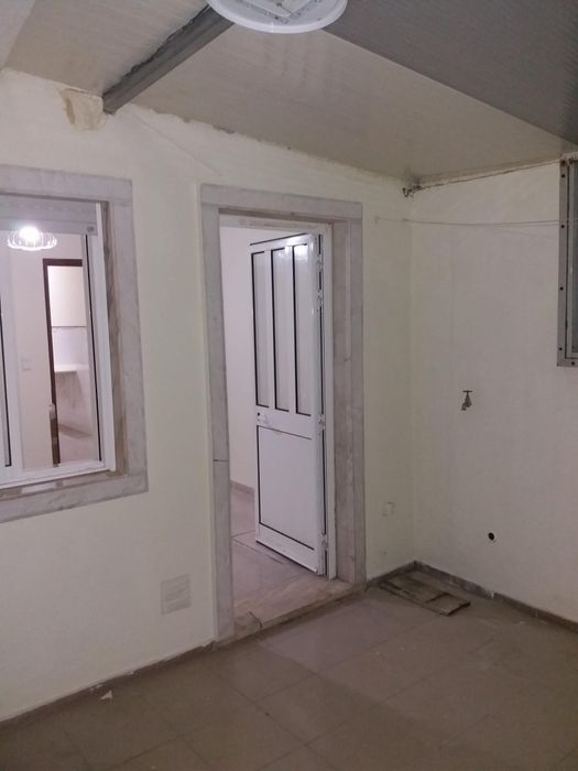 Arrenda-se apartamento T1 - Centro da Vila