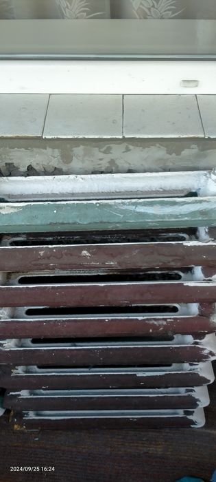 Батарея чугунная 8 секции