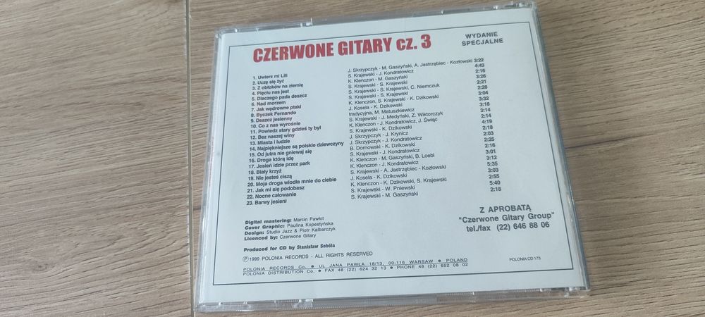Płyta CD czerwone gitary