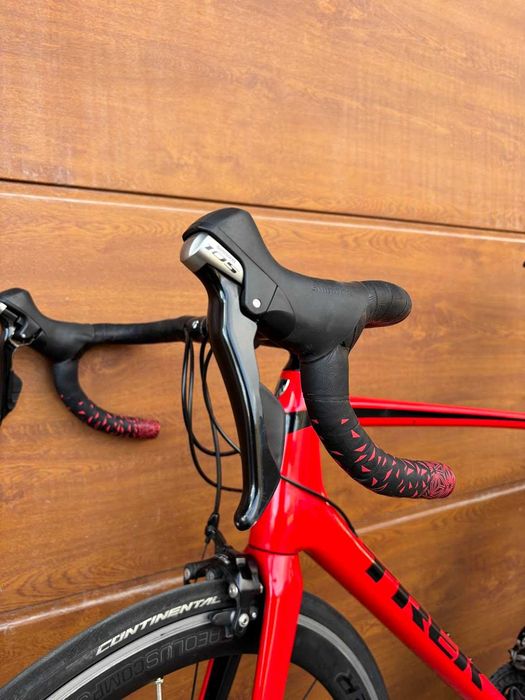 Trek Emonda SL 5 r. 58, Shimano 105, Koła 50 mm Bontrager Aeolus