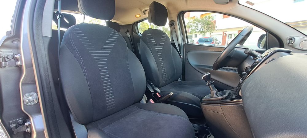 Lancia Ypslon 1.2 - 110,000Km's - 2012