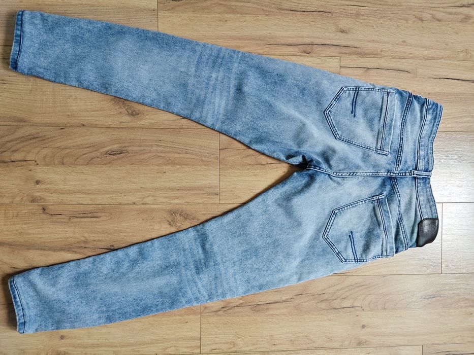 Spodnie Reserved 34/34 slim